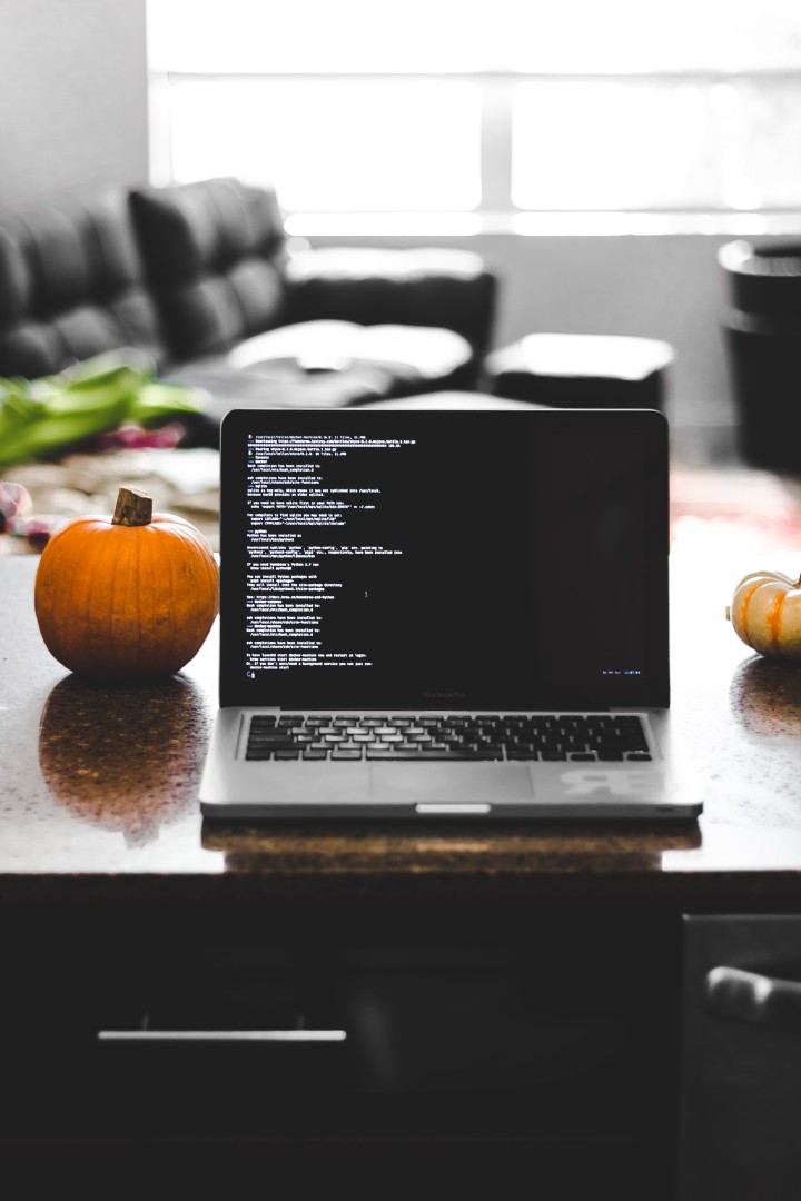 Picture of a laptop on a desk